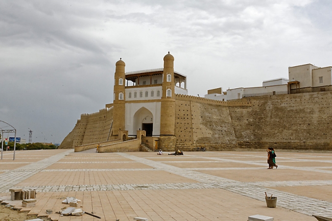 Citadelle Ark et place Reghistan-001